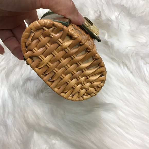 MICHAEL KORS wicker/leather baguette clutch Gold Tone Turn Lock - Picture 10 of 13